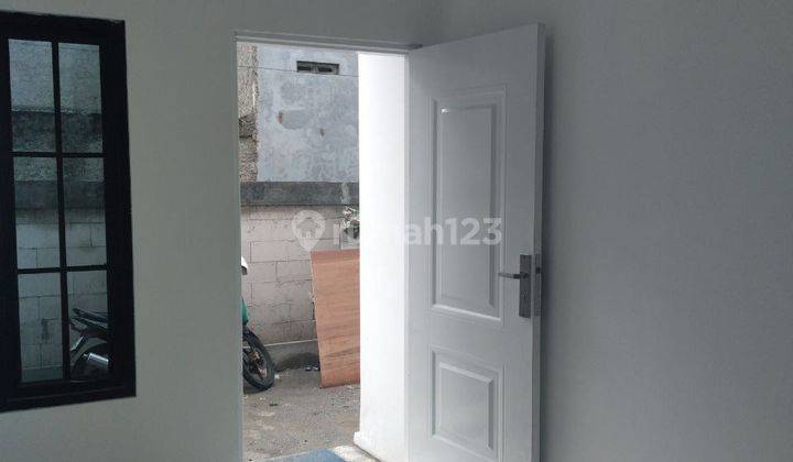 Rumah Baru 2 Lantai SHM Harga 300 Juta Di Condet Jakarta Timur