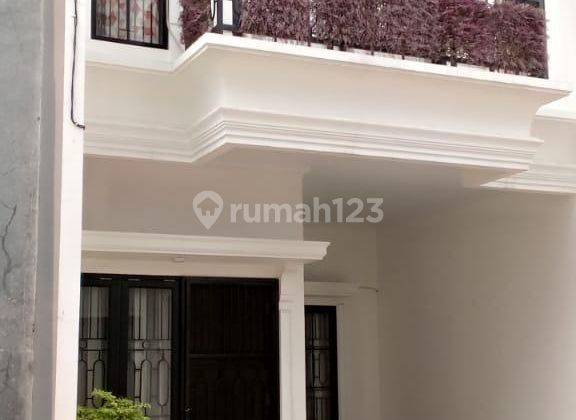 Rumah 2 Lantai di Jl. M Kahfi 2 Ciganjur Semi Furnished Strategis 1