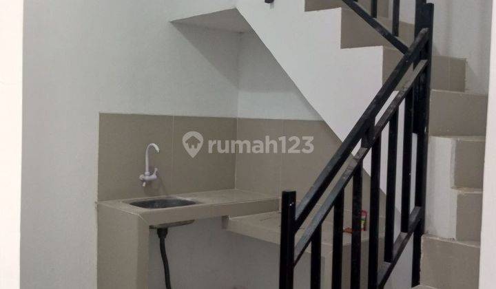 Rumah 2 Lantai di Jl Jagakarsa Harga Terjangkau Lokasi Strategis 2