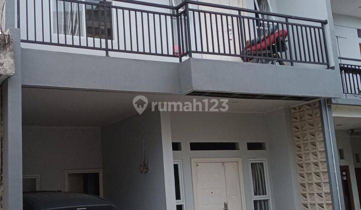 Rumah 2 Lantai di Jl Moh Kahfi 2 Dekat Fasilitas Pendidikan 1