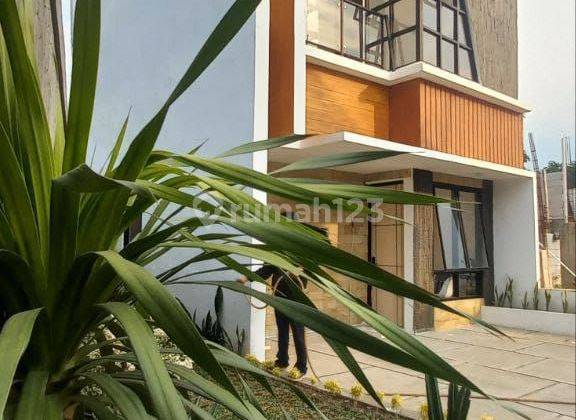 Rumah 2 Lantai di Jl Bank Indonesia Cilangkap Dekat Jalan Raya  1