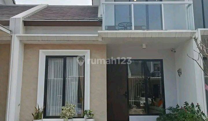 Rumah di Jl Akses Tol Cimanggis Dengan Fasilitas Lengkap 1