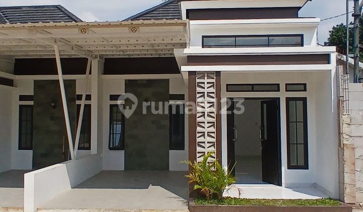 Rumah Bagus Modern di Bedahan Depok Strategis Dekat Stasiun