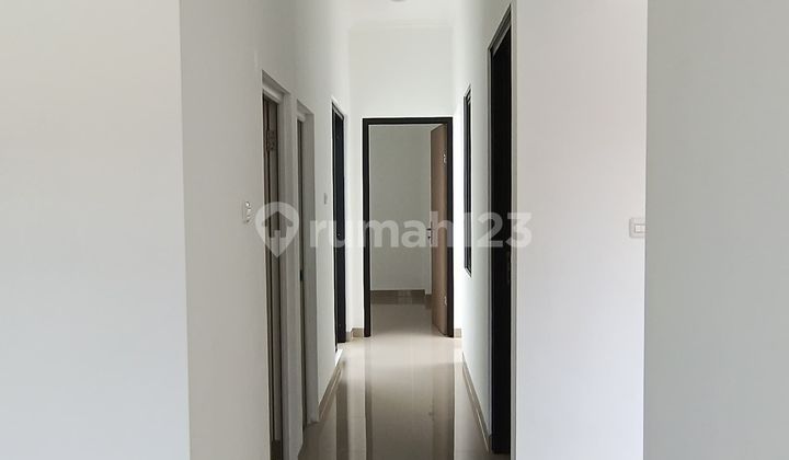 House, 1 Floor in Jagakarsa Near Shopping Center Area 2
