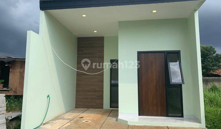 Rumah baru di Serpong Tangerang Selatan Dekat Area transportasi 1