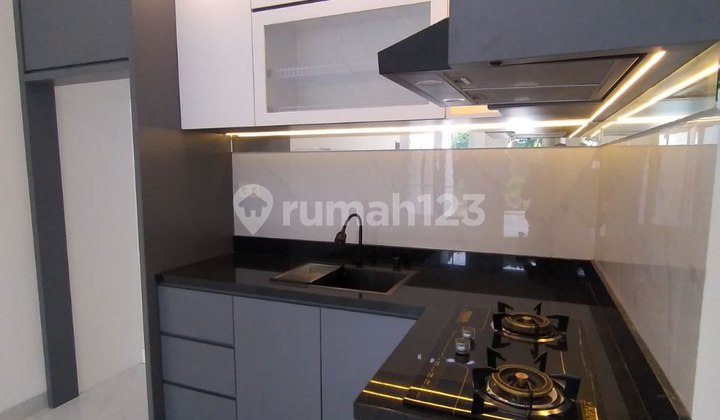 Rumah 2 Lantai di Kebagusan Akses Mobil Dekat Pusat Perbelanjaan 2