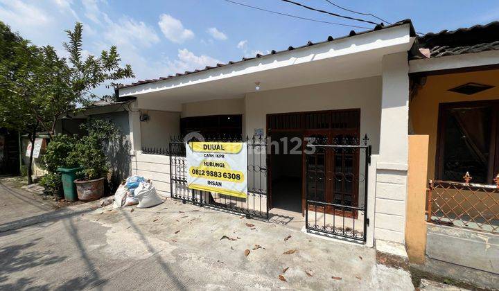 Rumah Bagus di Jl. Perumahan Sawangan Elok, Depok Akses Dekat Tol 2