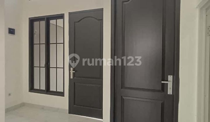 Rumah Cluster di Jl. Akses Tol Cimanggis Strategis Fasilitas Lengkap 2