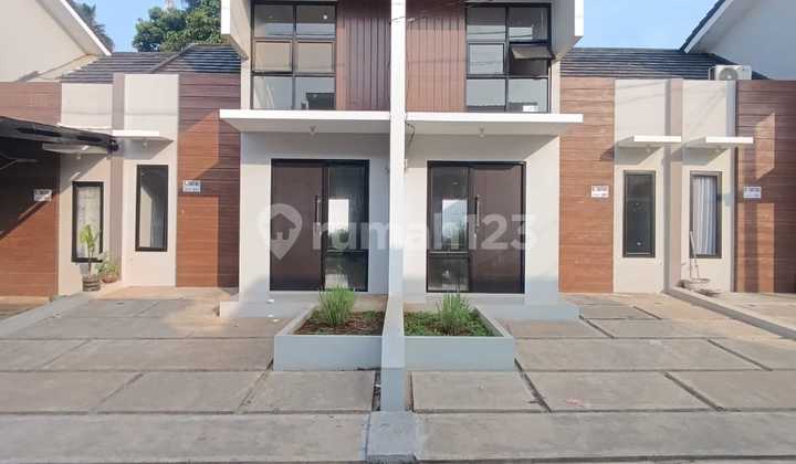 Mezzanine Concept House in Setu Bekasi Near Grand Wisata Toll Road