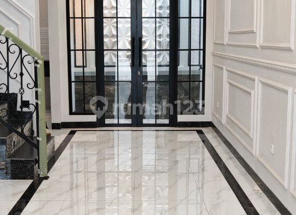 Rumah 2 Lantai Mewah di Sukmajaya Depok Dekat Pusat Pendidikan