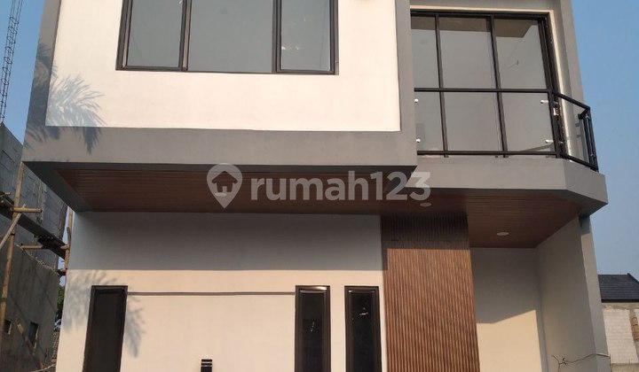 Rumah 2 Lantai SHM di Bintaro Pondok Aren Dekat Area Komersil