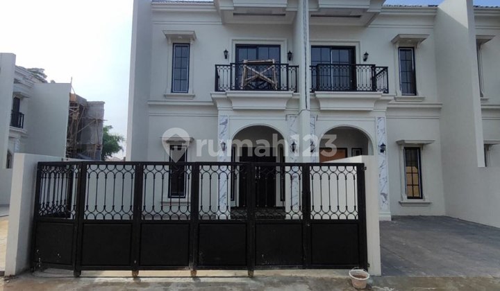 Rumah 2 Lantai di Grand Depok City Dekat Area Perbelanjaan