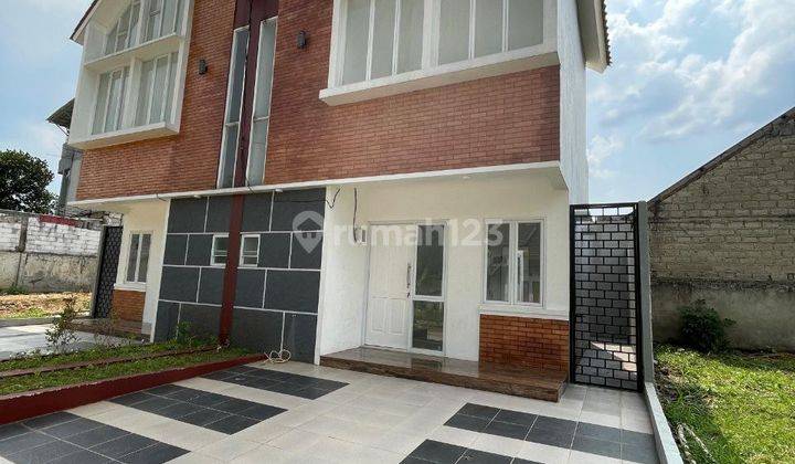 Rumah 2 Lantai Scandinavian Di Kalimulya Dekat Area Transportasi 2