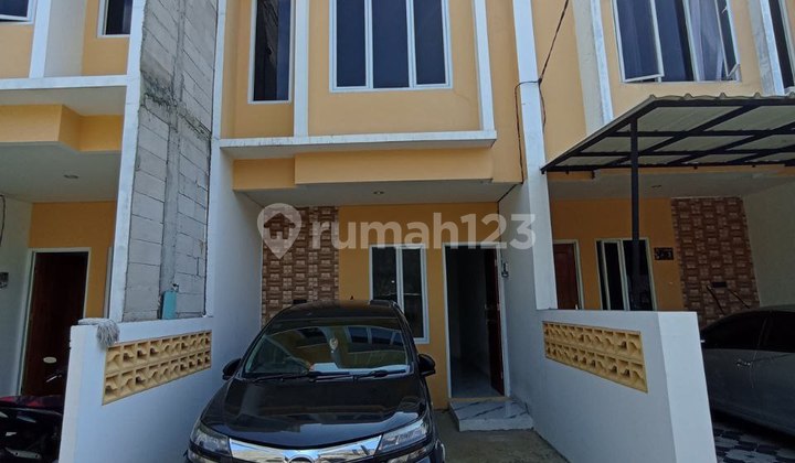 Rumah Bagus 2 Lantai Cimapaeun Tapos Dekat Toll Cimanggis Depok