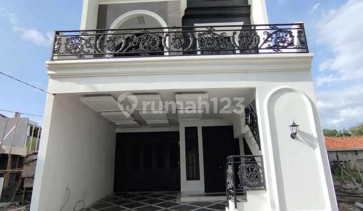 Rumah Mewah di Jagakarsa Strategis Dekat Area transportasi