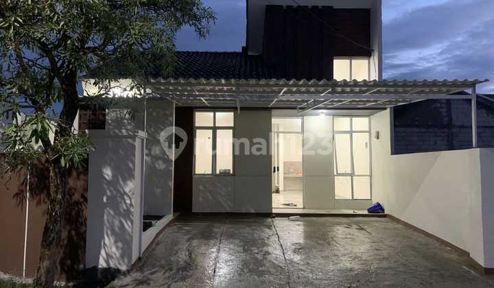 Rumah Di Forest Hill, Parung, Bogor Rumah Di Forest Hill, Parung, Bogor