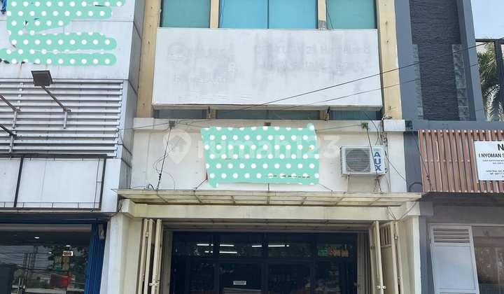 3-Story Strategic Shop House in Pegadungan, Freehold Title, 294 M² 3-Story Strategic Shop House in Pegadungan, Freehold Title, 294 M²