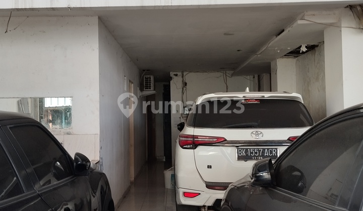 Dijual Rumah Kos, 4 Lantai,posisi Hoek Dijual Rumah Kos, 4 Lantai,posisi Hoek