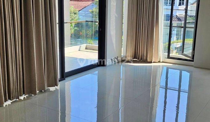 Rumah Baru Unfurnished di Setra Sari, Bandung  1