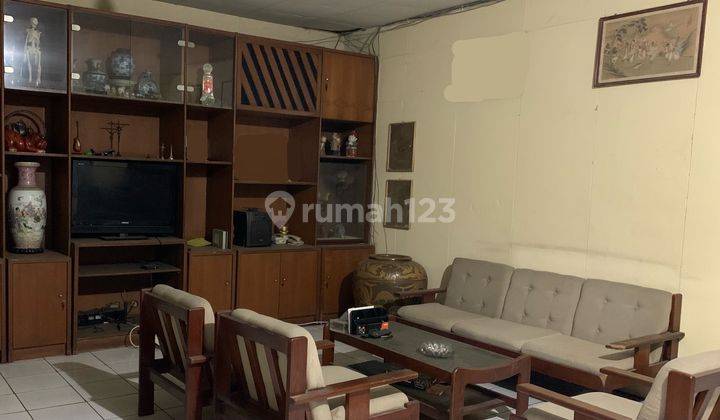 Rumah 2 Lantai Unfurnished SHM di Pasirkaliki Bandung, Bandung