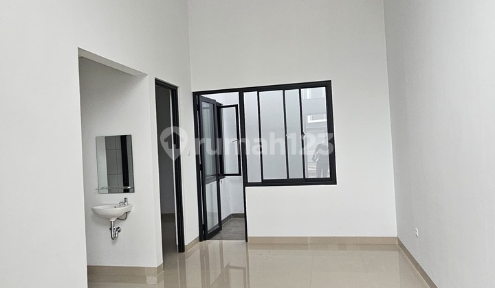 Ready-to-Occupy House in Sayap Kopo, New Bandung, Near Soroja Toll Access 2