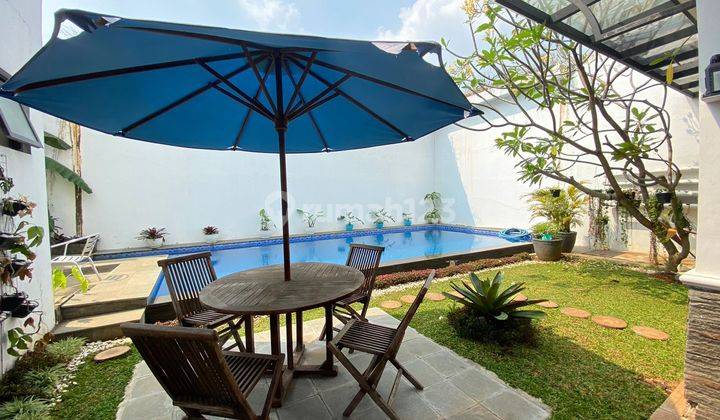 Dijual Full Furnished Ada Pool Cantik Rumah Mewah Sutera Jingga Alam Sutera Rumah Langka 26