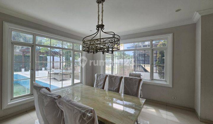 RUMAH DI JALAN BOULEVARD PALEM RAYA LIPPP KARAWACI TANGERANG 1