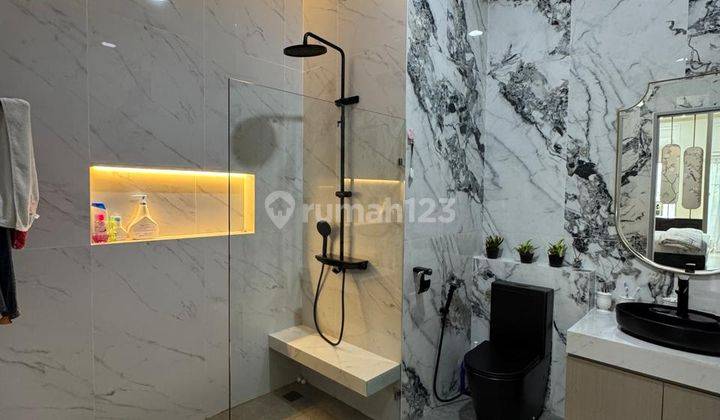 Cakep Banget! Rumah Baru Super Mewah Furnished Rooftop Sutera Tiara Alam Sutera 2