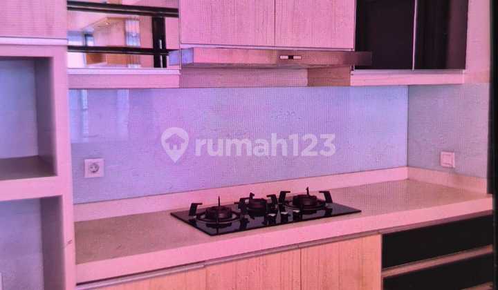 Disewakan 3 BR Apartemen St Moritz Puri Indah View Ancol 2
