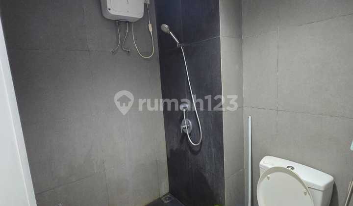 For Rent Empty Studio Apartment Paddington Heights 2