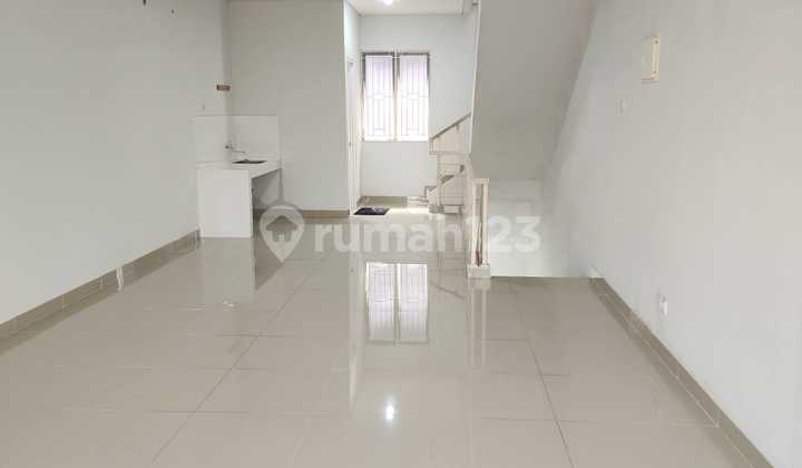 For Sale: Sorrento Junction Shop House in Gading Serpong, Already Bustling 2