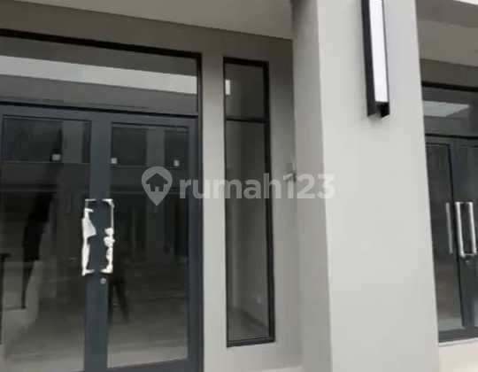For Sale 2-Story Shophouse in BSD City District, Strategic Location 2