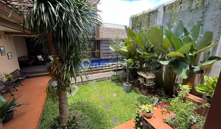 Dijual rumah 2 lantai ada kolam renang turun harga dari 12 jadi 9 m, nego 2