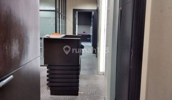 Ruang kantor 2