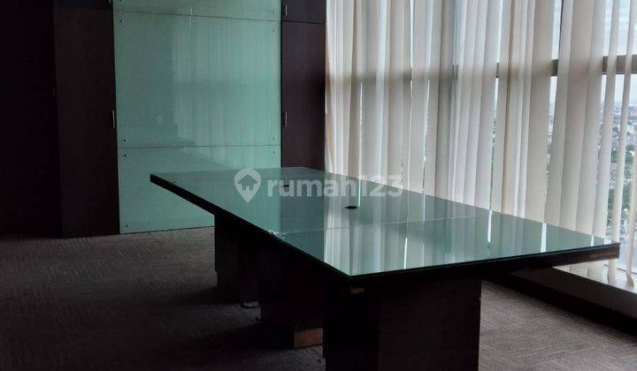 Ruang kantor 11