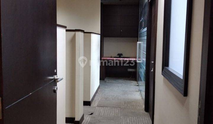 Ruang kantor 14