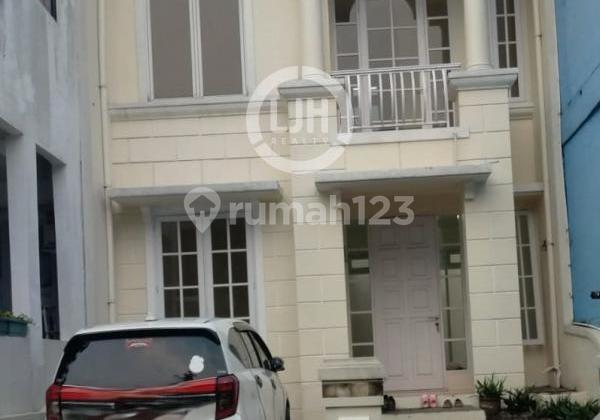 Affordable House Near Ciputra Mall. Affordable House Near Ciputra Mall.