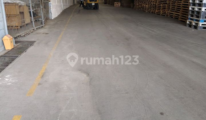 Affordable, Safe, Secure, Flood-Free Warehouse in Sentul 17.0 m² Freehold Affordable, Safe, Secure, Flood-Free Warehouse in Sentul 17.0 m² Freehold