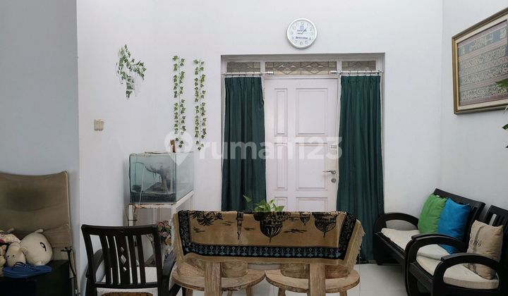 Cheap, comfortable, and flood-free Golf Hill House with SHM in Cimanggis