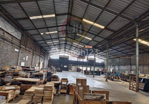 Gudang Siap Pakai di Komplek Pergudangan Citeureup, Cibinong, Bogor. 1