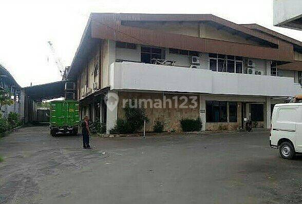 Gudang Sewa di Pegangsaan Dua 1
