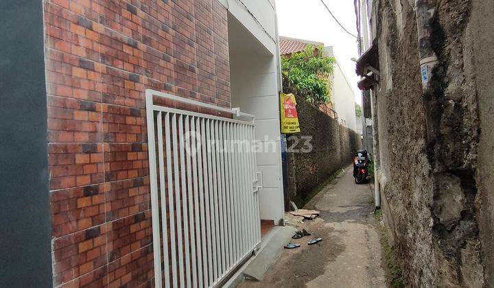 DI JUAL RUMAH BARU MINIMALIS 2 LANTAI DI CONDET BATU AMPAR JAKTIM 1