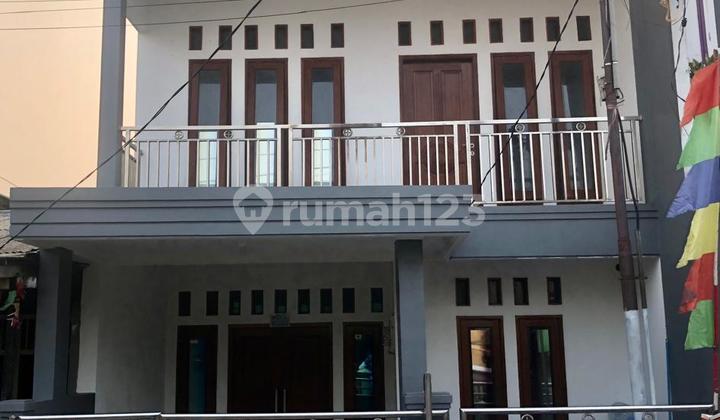 Rumah Murah 2 Lantai Pinggir Jalan di Kebon Pala Makasar Jaktim