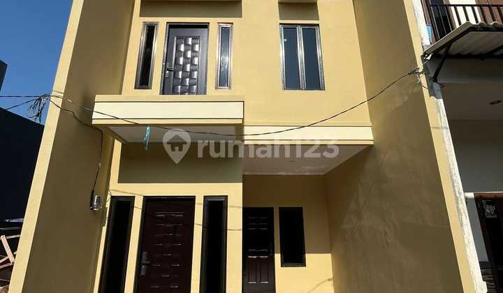 Rumah Bagus Minimalis 2 Lantai Dlm Komplek di Kramat Jati Jaktim