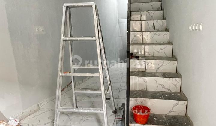 Rumah Baru Bagus 2 Lantai Akses Motor ******** Jakarta Timur  2