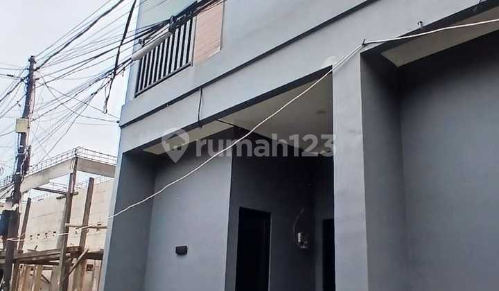 Rumah Murah Baru Tarap Bangun dan Ready Akses Motor di Condet