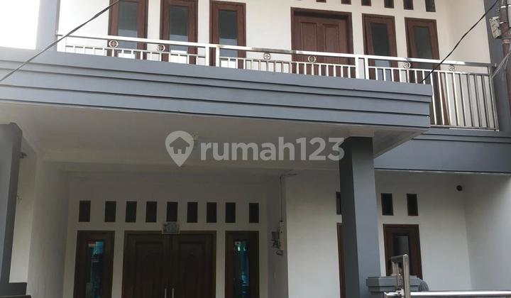 Cheap 2-Story House by the Road in Kebon Pala, Makasar, East Jakarta 2