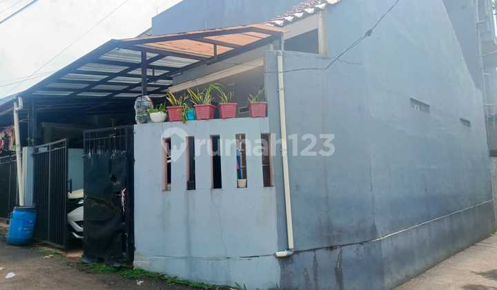 Affordable Secondary House with Car Access in Pekayon Kalisari, East Jakarta 2