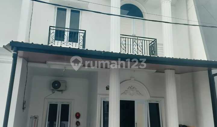 Rumah Bagus 2 Lantai Dlm Komplek Full Furnies bisa KPR di Cibubur