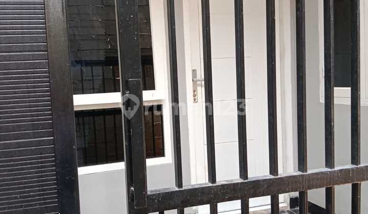 Rumah Murah Bagus 2 Lantai Akses Motor Di Condet Batu Ampar  2